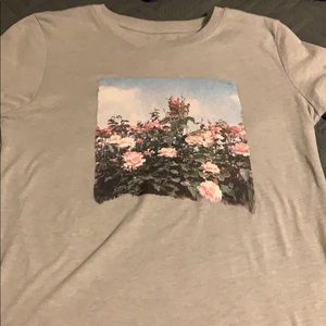 Gray cute and aesthetic flower shirt